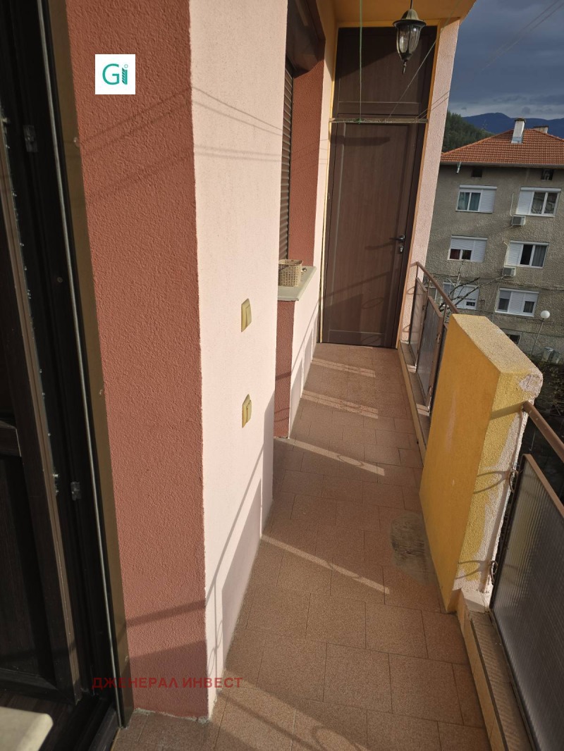 Дава под наем 3-СТАЕН, гр. Благоевград, Широк център, снимка 10 - Апартаменти - 52476854