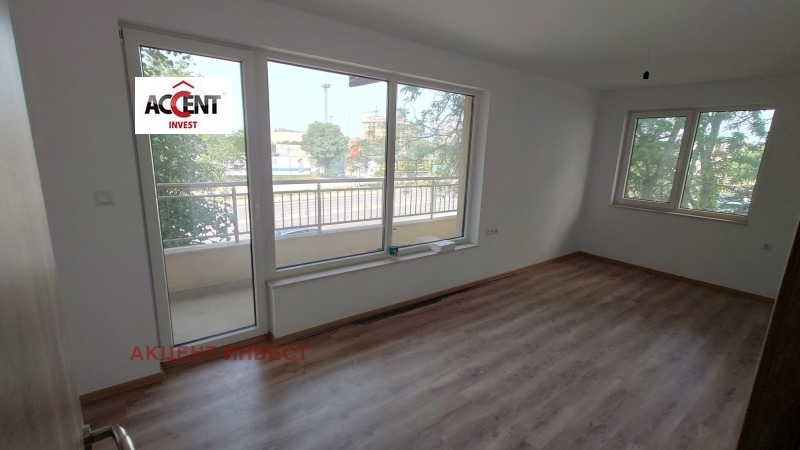 Дава под нем  Офис, град Варна, Победа •  600 EUR • ID 21446602 — holmes.bg - [1] 