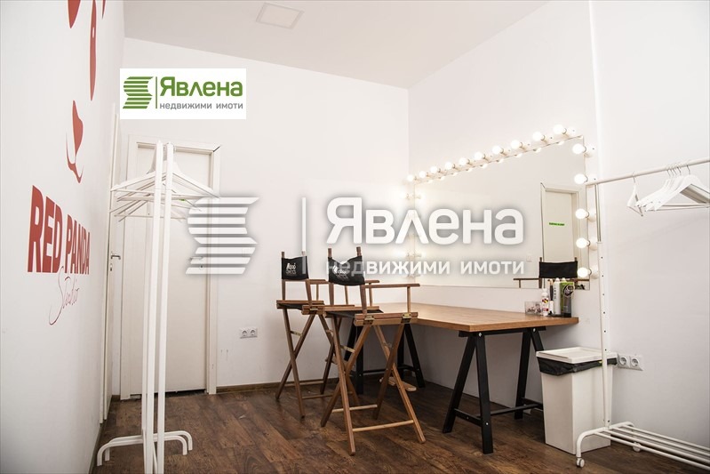 De inchiriat  Cladire industriala Sofia , Dianabad , 243 mp | 64927957 - imagine [3]
