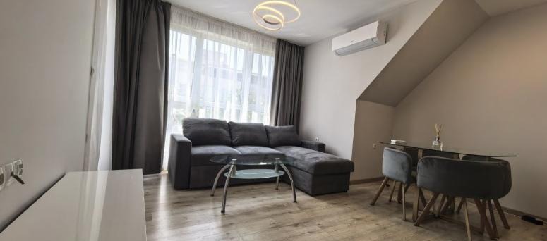 Дава под нем  3-стаен, град Пловдив, Каменица 2 •  600 EUR • ID 56831879 — holmes.bg - [1] 