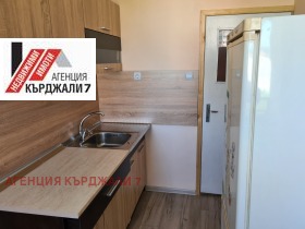 1 спаваћа соба Веселчане, Карджали 8