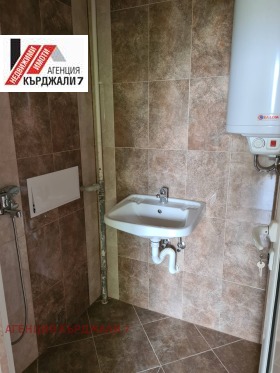 1 спаваћа соба Веселчане, Карджали 9