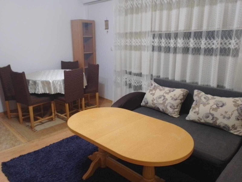 Zu vermieten  1 Schlafzimmer Plowdiw , Kjutschuk Parisch , 64 qm | 99764057 - Bild [2]