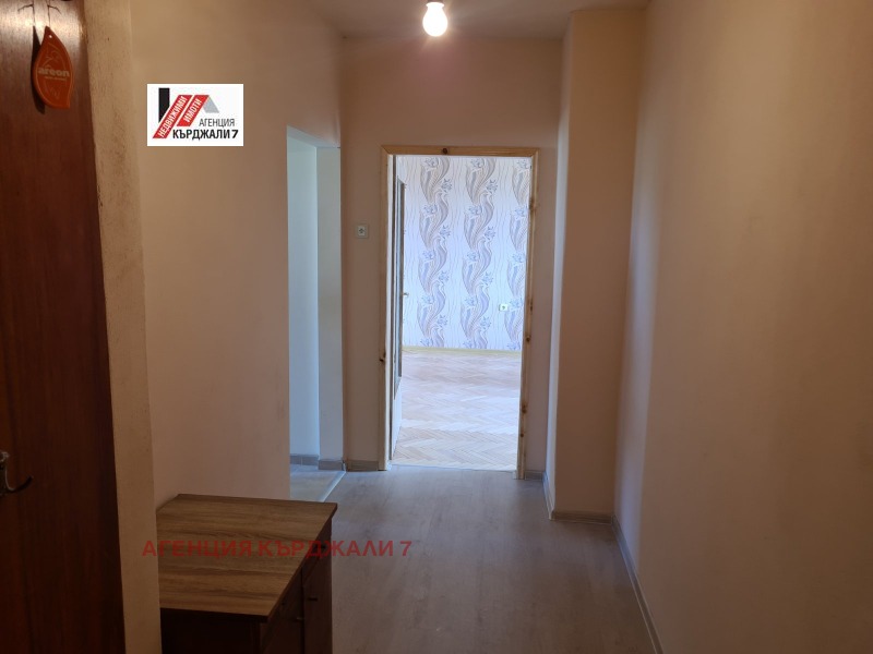 Издаје се  1 спаваћа соба Карджали , Веселчане , 98 м2 | 67919747 - слика [2]