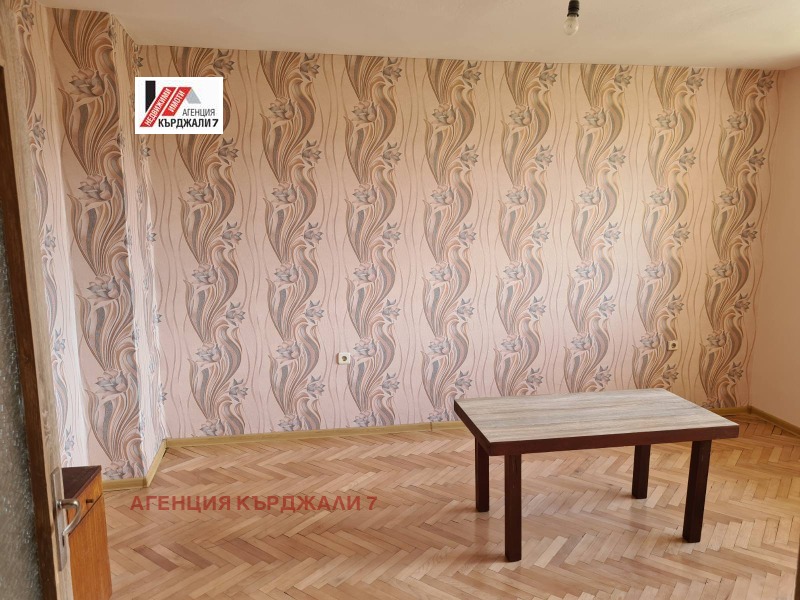 Издаје се  1 спаваћа соба Карджали , Веселчане , 98 м2 | 67919747 - слика [4]