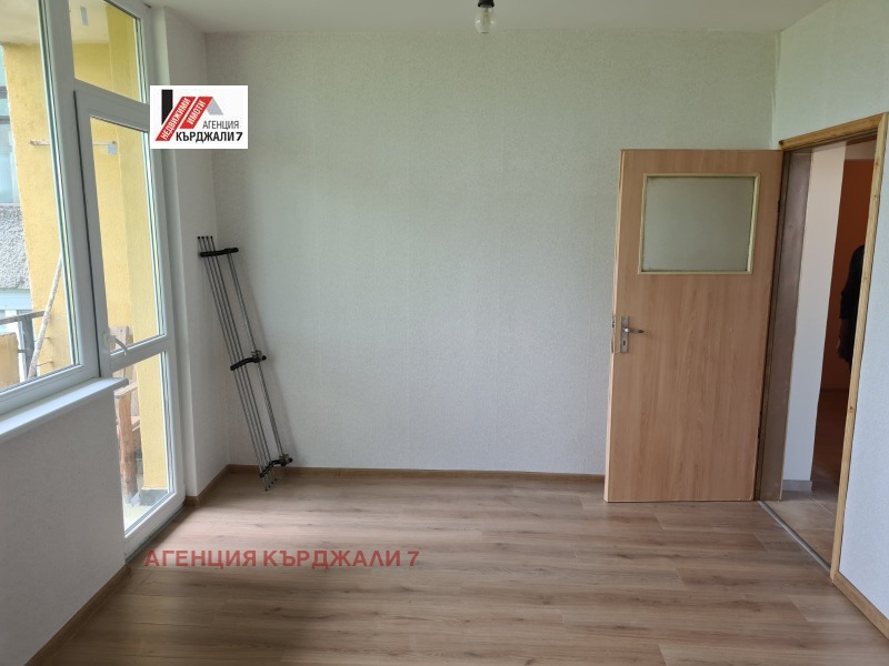 Издаје се  1 спаваћа соба Карджали , Веселчане , 98 м2 | 67919747