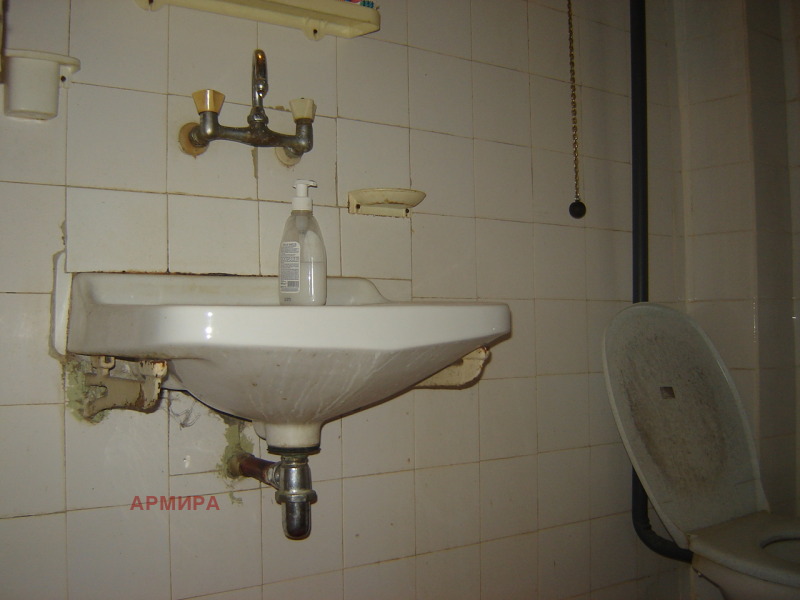 Дава под наем 2-СТАЕН, гр. София, Гоце Делчев, снимка 8 - Апартаменти - 52772287