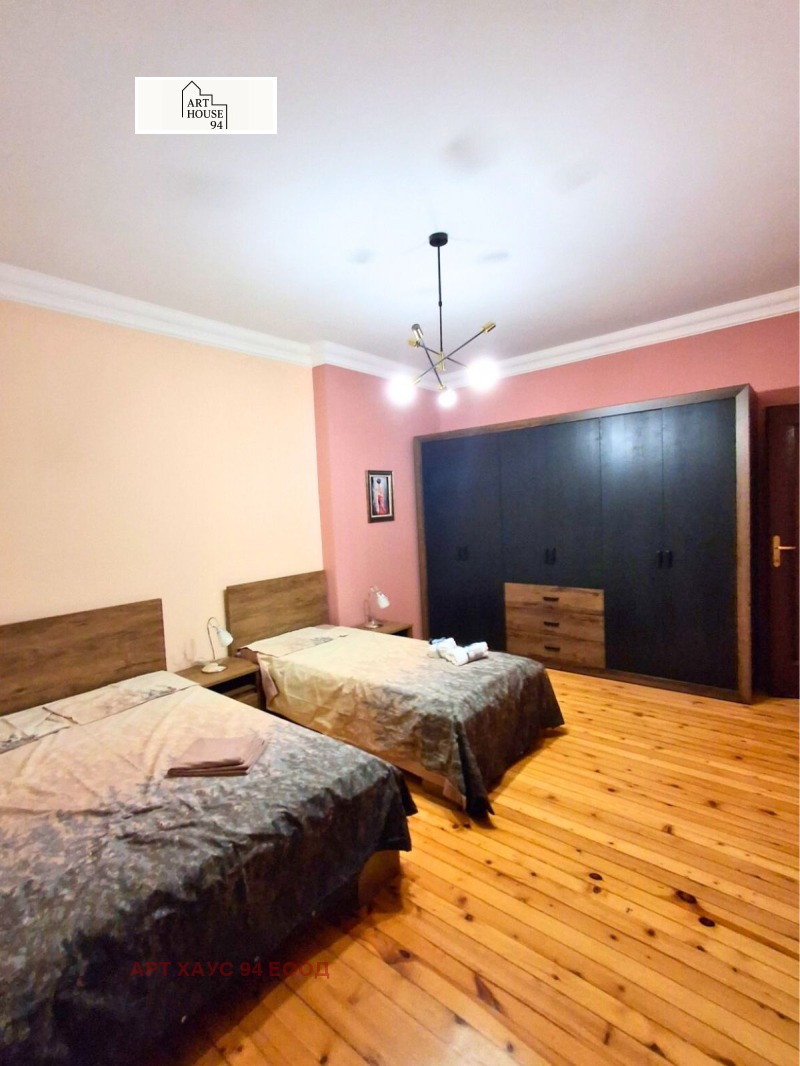 Дава под наем 4-СТАЕН, гр. София, Център, снимка 11 - Апартаменти - 53576121