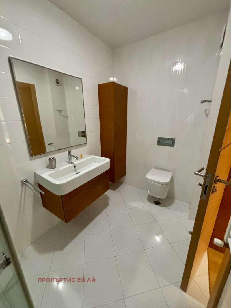 Дава под наем 3-СТАЕН, гр. София, Изгрев, снимка 8 - Апартаменти - 53466731