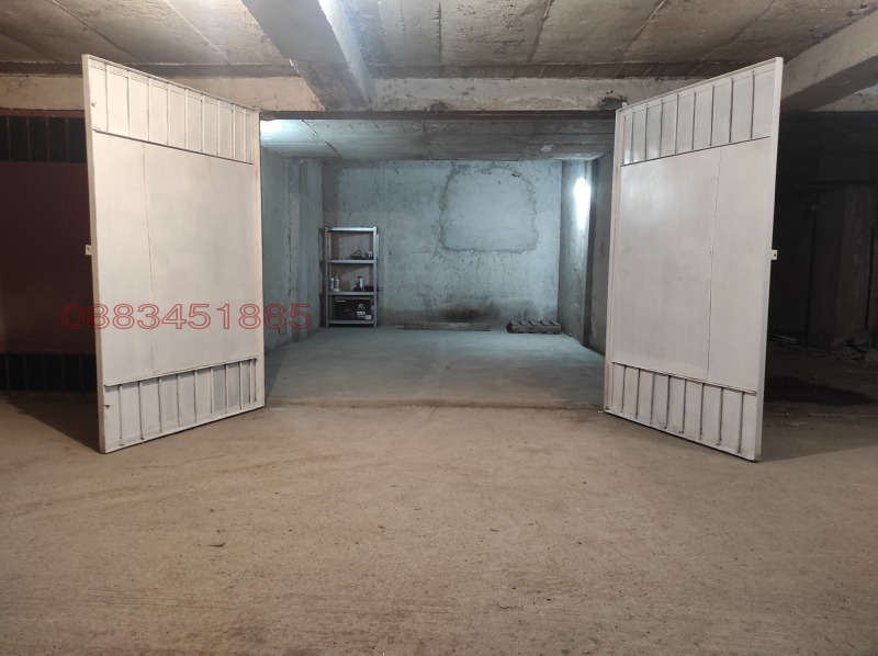 Дава под наем ГАРАЖ, ПАРКОМЯСТО, гр. София, Зона Б-18, снимка 3 - Гаражи и паркоместа - 52366576