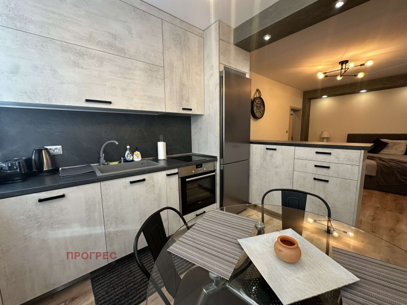 For Rent  1 bedroom Plovdiv , Kamenitsa 1 , 65 sq.m | 48876633 - image [2]