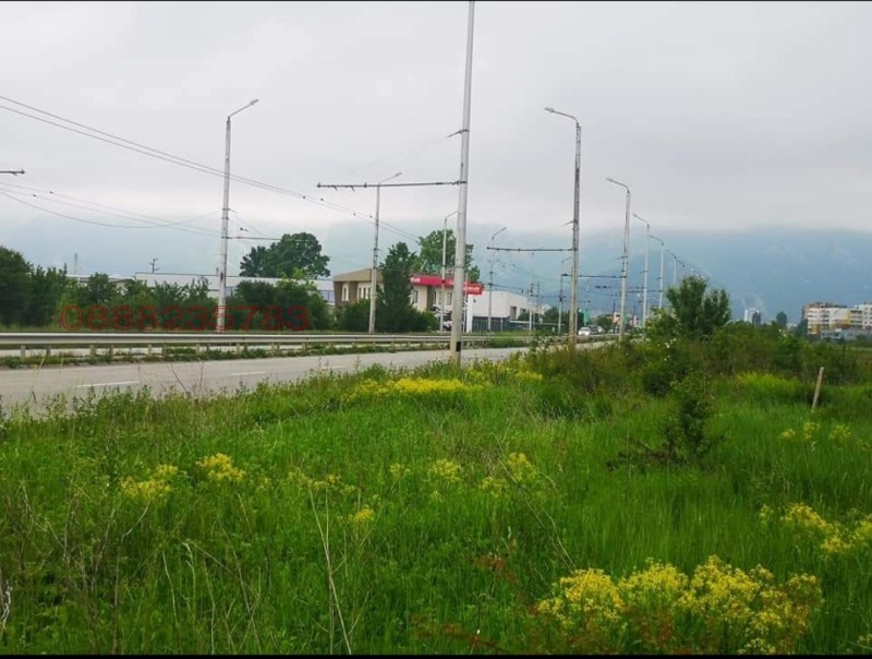 Дава под наем МЯСТО, гр. Враца, Студентски град, снимка 3 - Парцели - 52889442