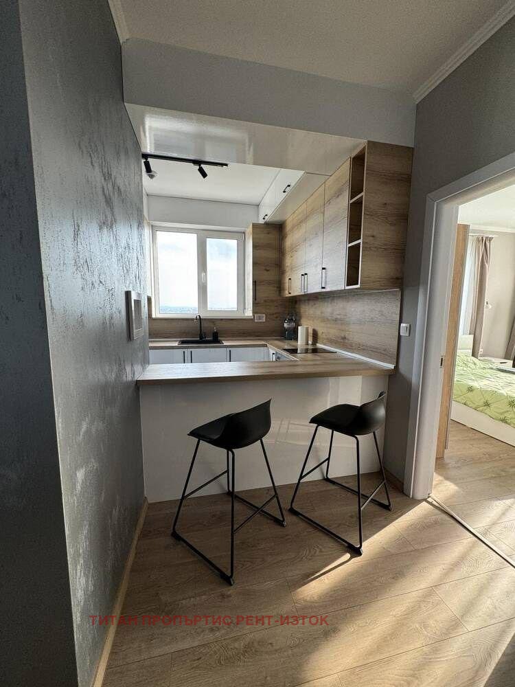 Дава под наем 3-СТАЕН, гр. Бургас, Славейков, снимка 3 - Апартаменти - 52771533