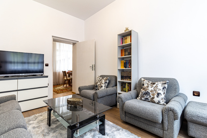 Da affittare  2 camere da letto Sofia , Tsentar , 100 mq | 49391038 - Immagine [2]