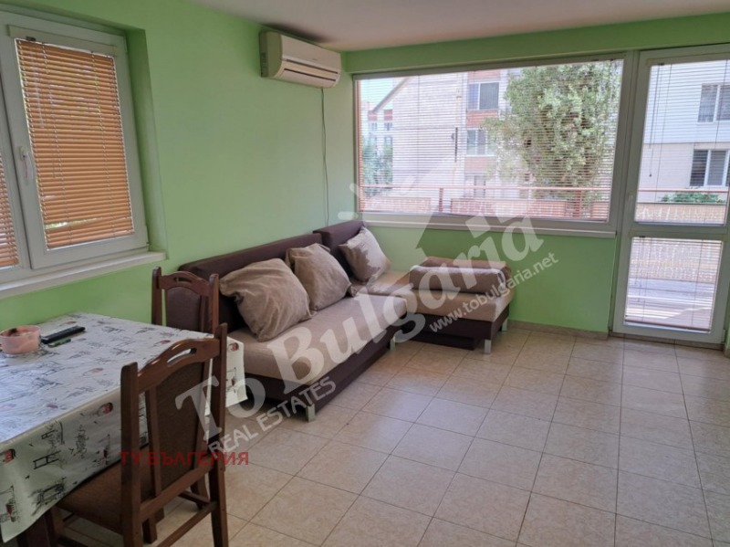 För uthyrning  Etagevåning Veliko Tarnovo , Kolju Fitjeto , 60 kvm | 38741176 - bild [2]