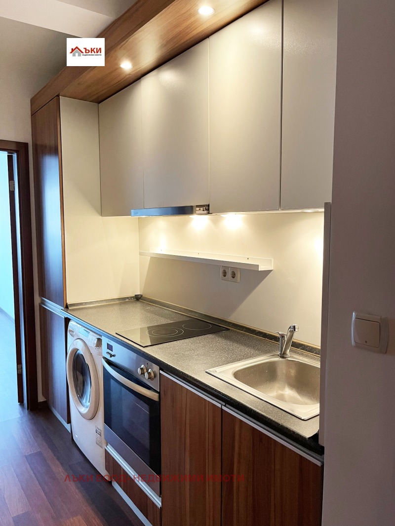 Vuokrattavana  Studio Sofia , Razsadnika , 30 neliömetriä | 33356554 - kuva [2]
