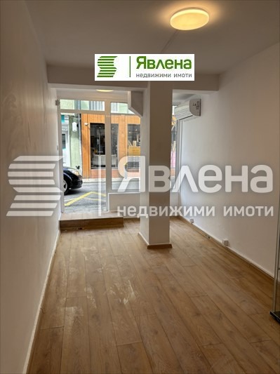 Дава под наем МАГАЗИН, гр. Бургас, Център, снимка 4 - Магазини - 54875188