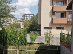 1 dormitorio Poduyane, Sofia 5