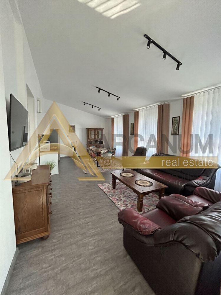 Дава под наем 3-СТАЕН, гр. Варна, Център, снимка 2 - Апартаменти - 53952809