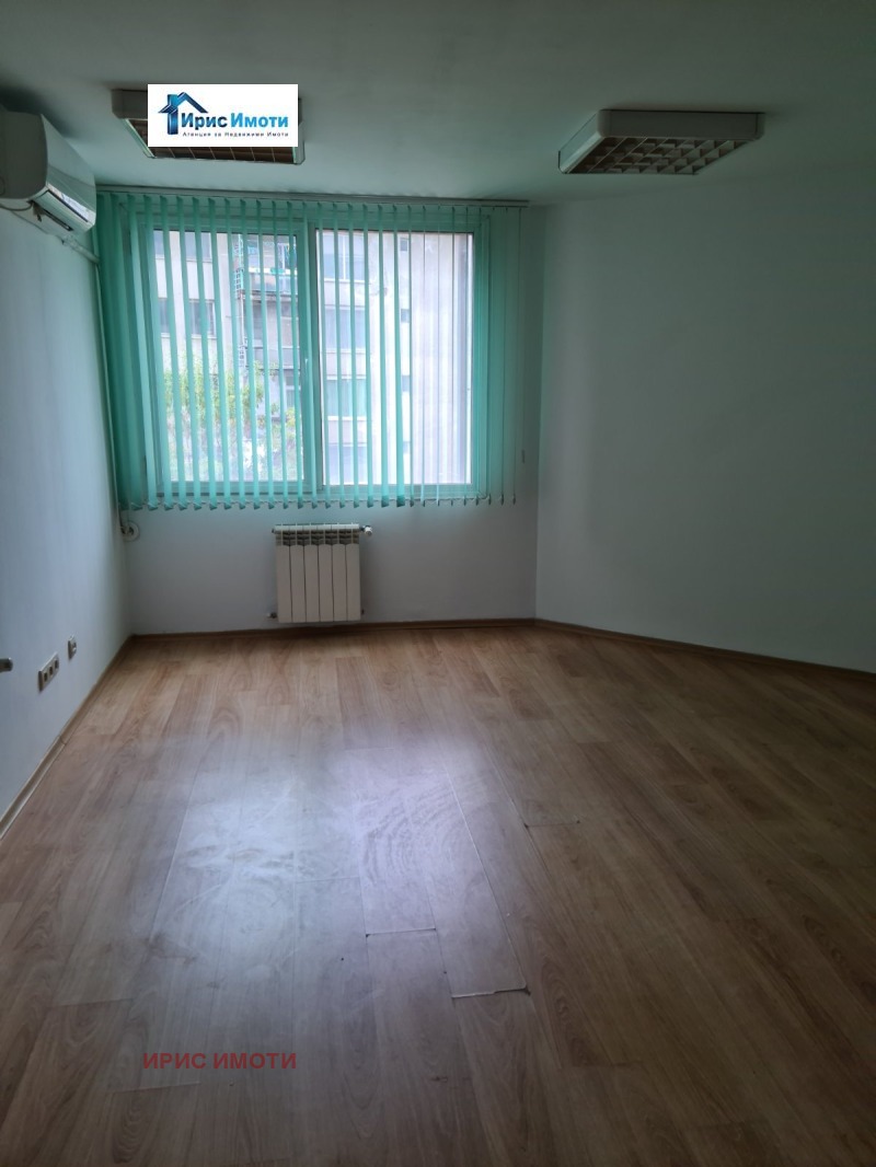 Дава под наем  Офис град София , Център , 45 кв.м | 99739243