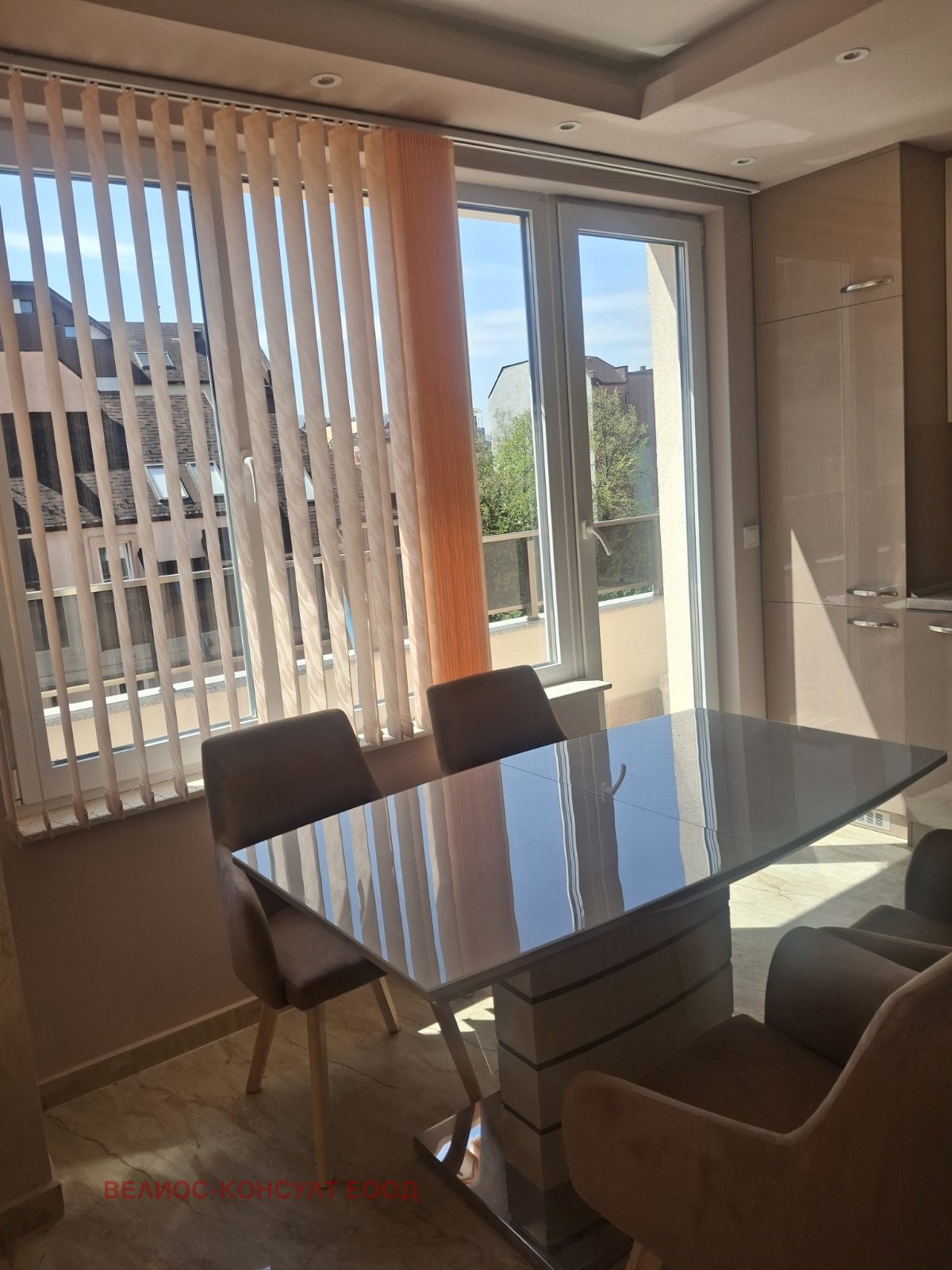 Дава под наем 3-СТАЕН, гр. София, Център, снимка 3 - Апартаменти - 54370646