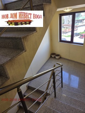 1 quarto Dimova mahala, Pernik 12