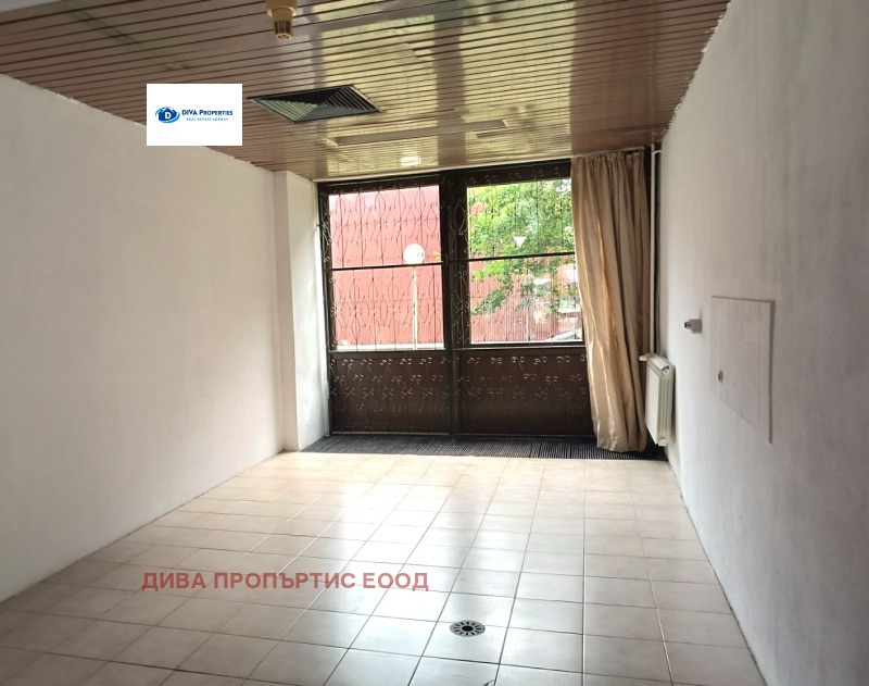Te huur  Winkel regio Sofia , k.k. Borovets , 30 m² | 52113500 - afbeelding [2]
