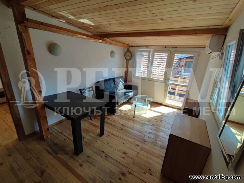 Προς ενοικίαση  1 υπνοδωμάτιο Πλοβδηβ , ΤΣενταρ , 50 τ.μ | 35037096