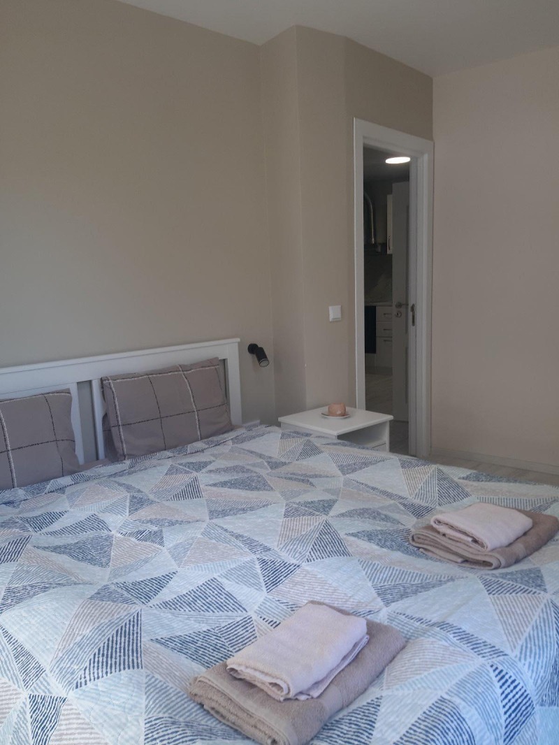 Дава под наем 2-СТАЕН, гр. Варна, Център, снимка 4 - Апартаменти - 53559534