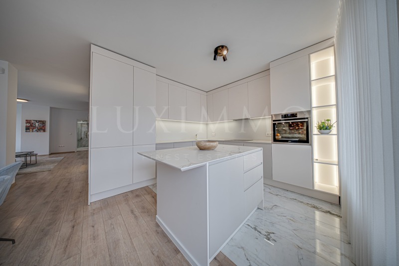 En renta  3 dormitorios Sofia , Ivan Vazov , 200 metros cuadrados | 90309252 - imagen [4]
