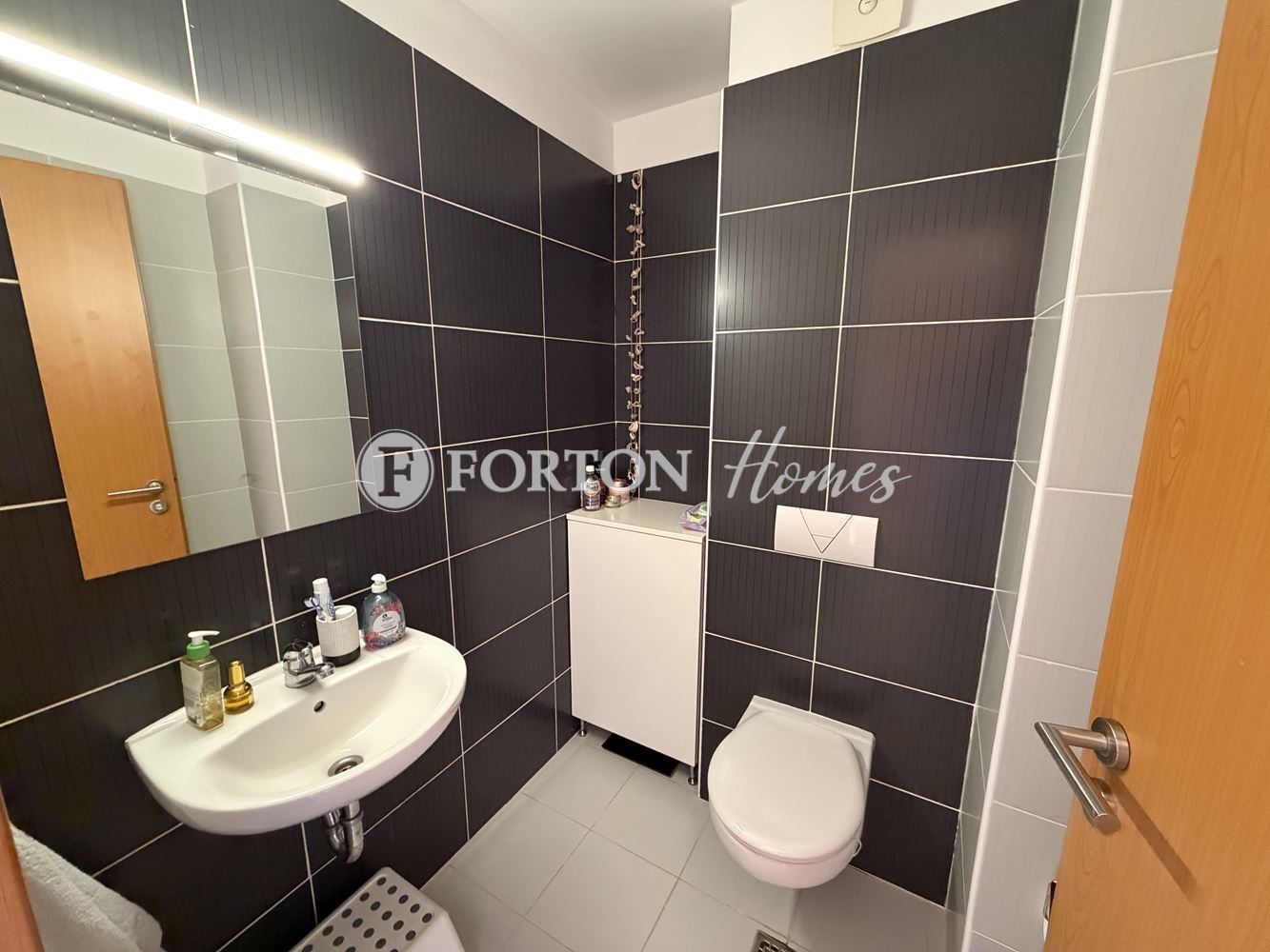 Дава под наем 4-СТАЕН, гр. София, в.з.Малинова долина, снимка 9 - Апартаменти - 53732834