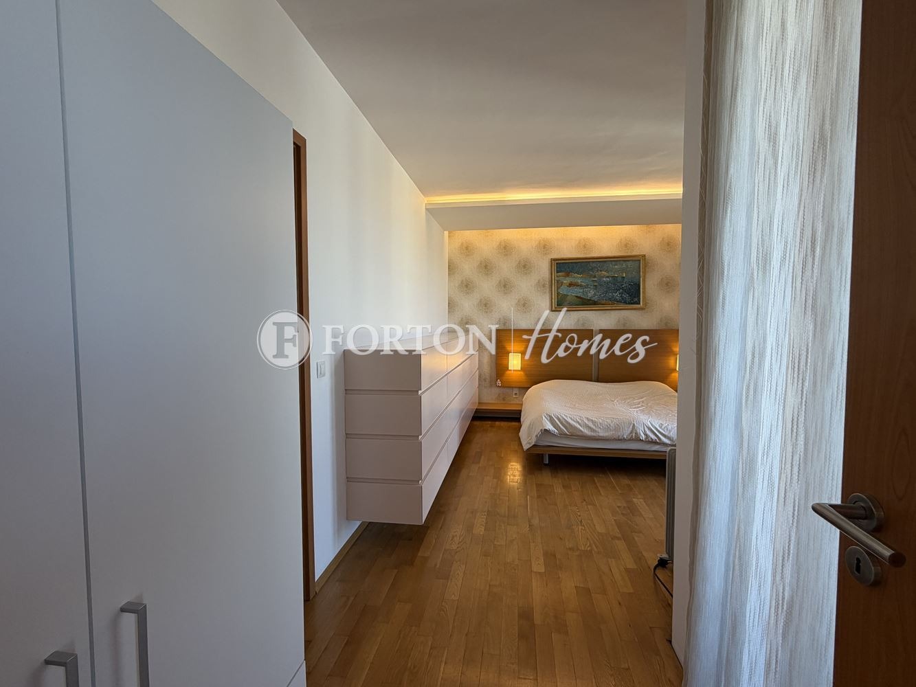 Дава под наем 4-СТАЕН, гр. София, в.з.Малинова долина, снимка 5 - Апартаменти - 53732834