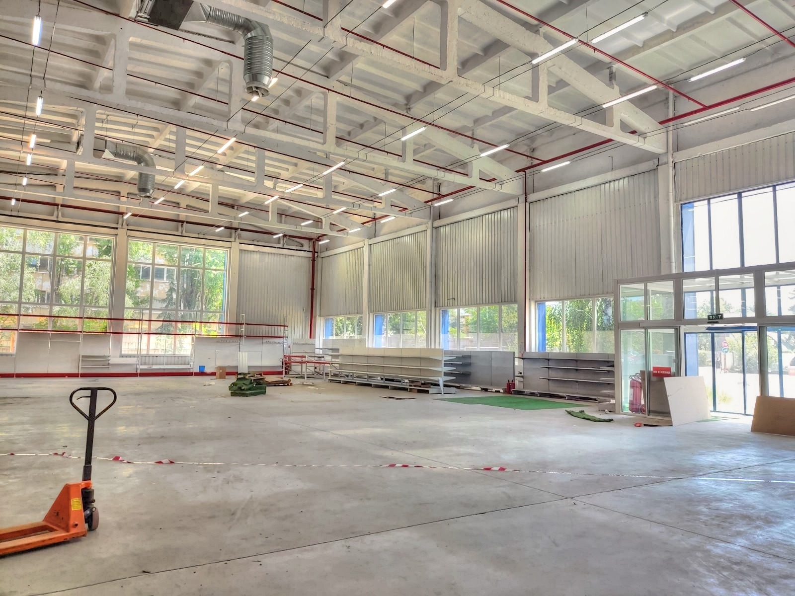 Дава под наем ПРОМ. ПОМЕЩЕНИЕ, гр. София, Горубляне