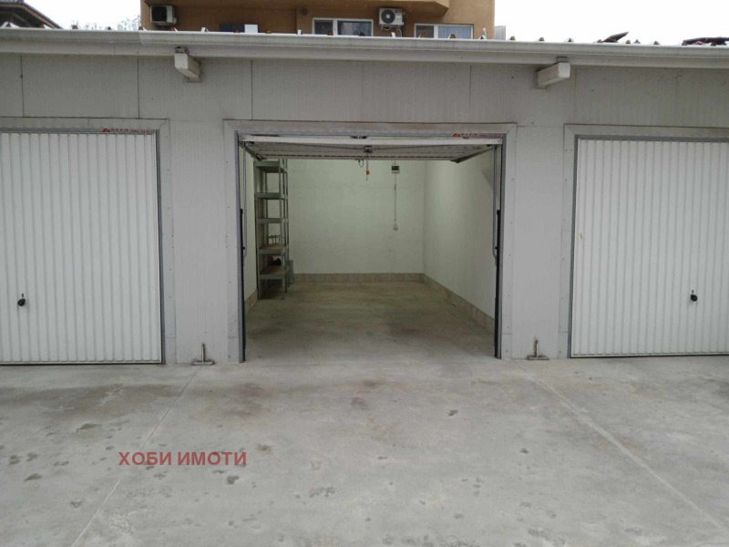 Til leje  Garage Plovdiv , Vastanicheski , 23 kvm | 70438977