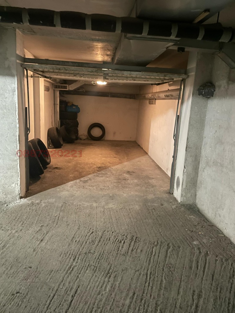 Под наем ГАРАЖ, ПАРКОМЯСТО, град София, Стрелбище • 300 лв. / 153.39 € • 67439571 1