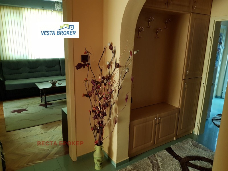 Дава под наем  3-стаен град Кърджали , Център , 85 кв.м | 28360959 - изображение [2]