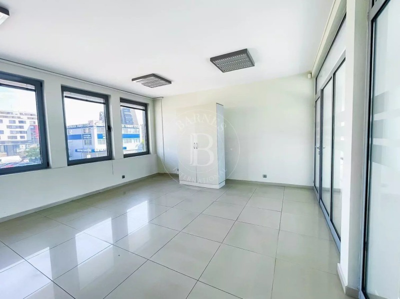 Zu vermieten  Büro Sofia , Lewski , 1500 qm | 28240343 - Bild [7]