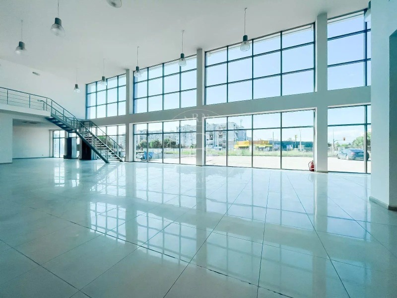 Zu vermieten  Büro Sofia , Lewski , 1500 qm | 28240343 - Bild [8]