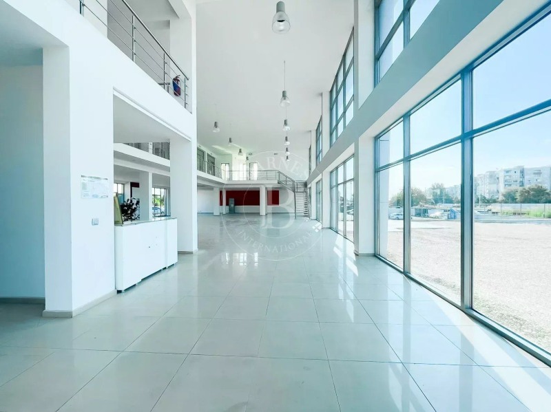 Zu vermieten  Büro Sofia , Lewski , 1500 qm | 28240343 - Bild [3]