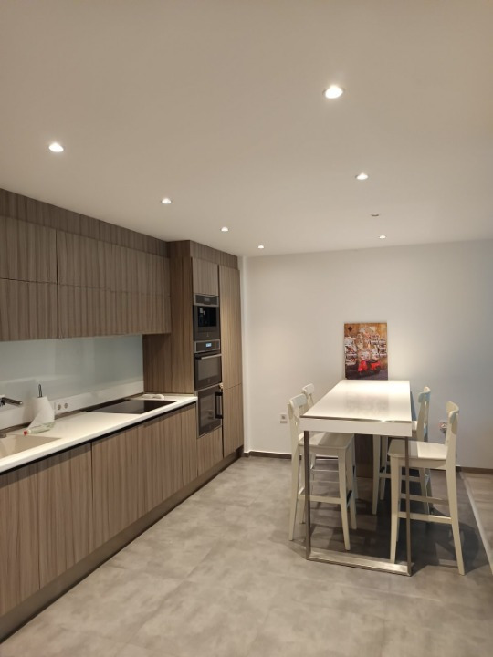 Zu vermieten  2 Schlafzimmer Sofia , Zentar , 116 qm | 54365689 - Bild [8]