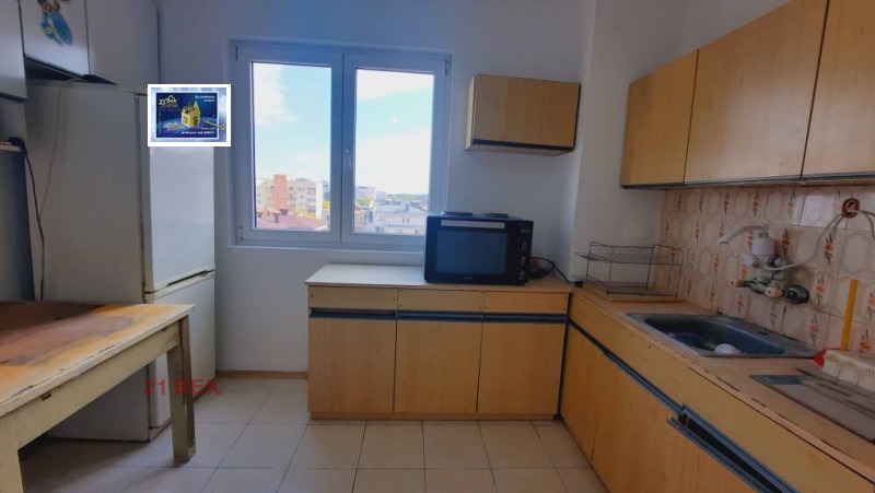 Дава под наем 4-СТАЕН, гр. Пловдив, Каменица 1, снимка 2 - Апартаменти - 52652566