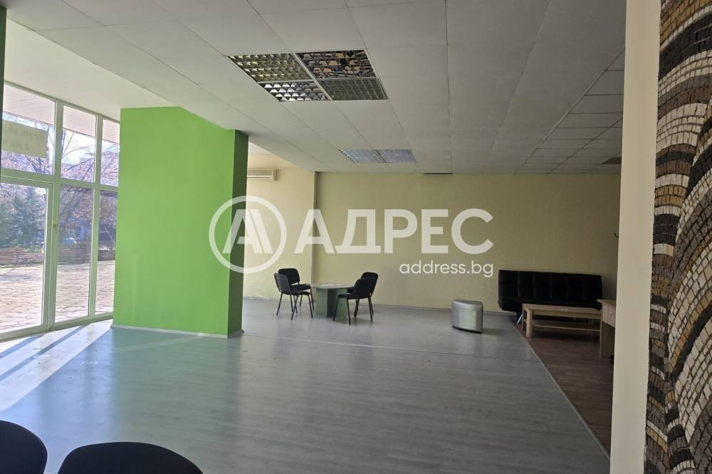 Дава под наем МАГАЗИН, гр. Пловдив, Център, снимка 2 - Магазини - 49008056