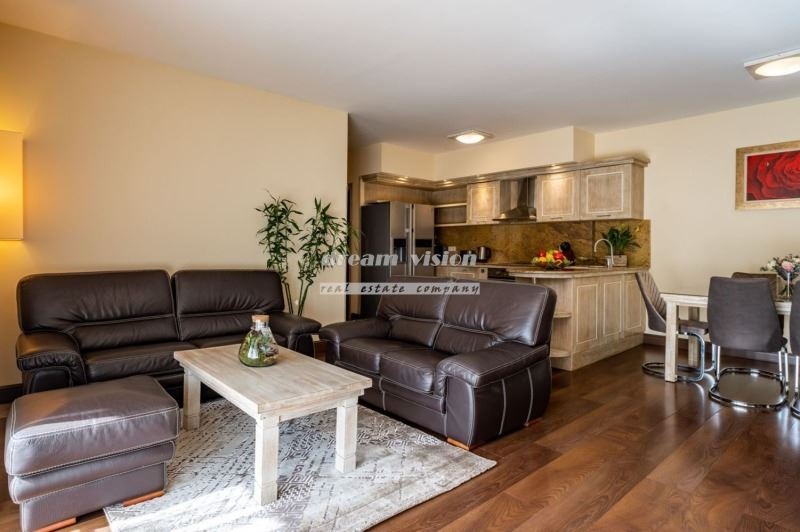 A louer  3+ chambres Sofia , Vitocha , 216 m² | 95967174