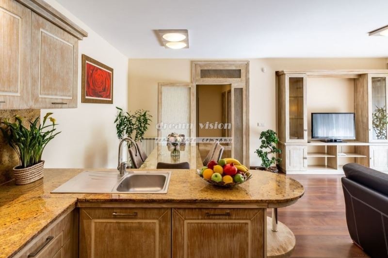A louer  3+ chambres Sofia , Vitocha , 216 m² | 95967174 - image [6]