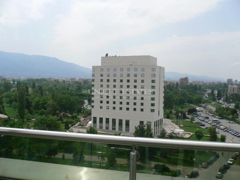 Под наем ОФИС, град София, Лозенец • 3000 € • 10306261 — Holmes.bg