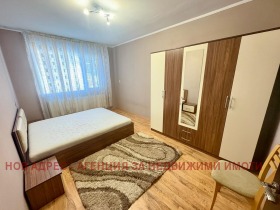 2 makuuhuonetta Tsentar, Targovište