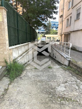 ГАРАЖ, ПАРКОМЯСТО, 17 m2
