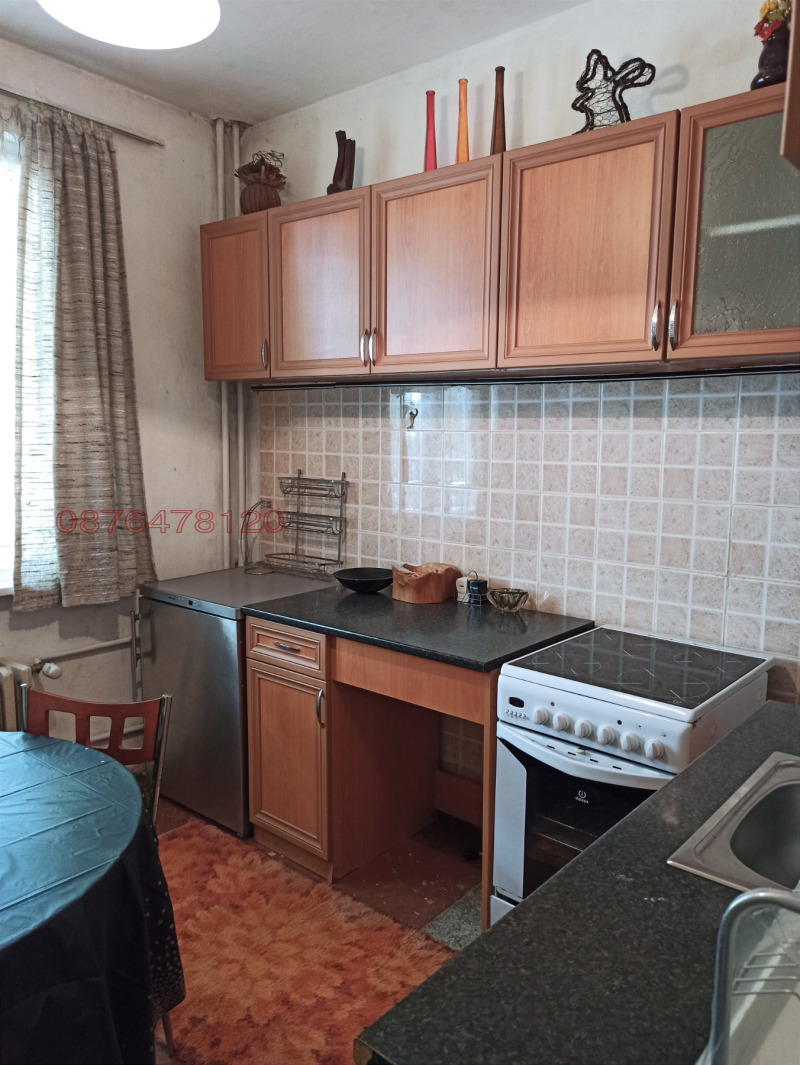 Дава под наем 2-СТАЕН, гр. София, Гео Милев, снимка 13 - Апартаменти - 52781103