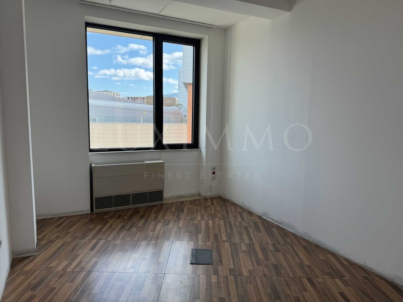 Te huur  Kantoor Sofia , Chladilnika , 280 m² | 92453442 - afbeelding [7]