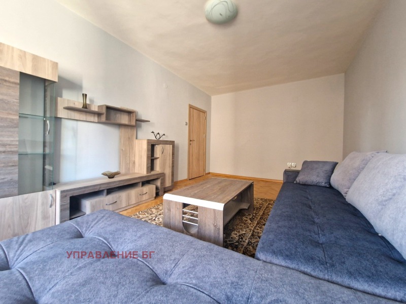 Zu vermieten  1 Schlafzimmer Sofia , Borowo , 70 qm | 81516438